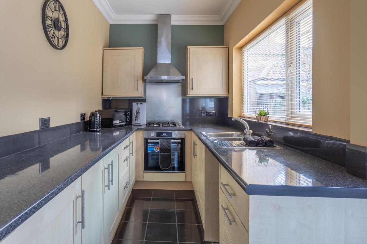Milton Stays - Cosy 2 Bed House, 15 Min Walk To York City Center, For Up To 6 - With Period Features, Fireplace, Superfast Wi-Fi, Private Garden, Free On Street Parking Extérieur photo